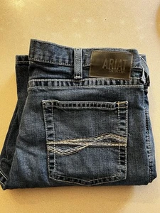 Ariat M5 Straight Fit Leg Jeans 38x34 Legacy Stackable Stretch Western Cowboy - Picture 1 of 6