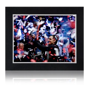 Ronnie O’Sullivan Signed World Champion 2022 Image Deluxe Mount - Bild 1 von 2