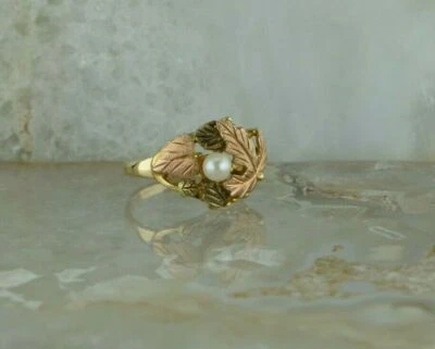 10K Yellow and Pink Gold Grey Hills Gold Pearl Ring Size 6.25 Circa 2000 - Image 1 of 4