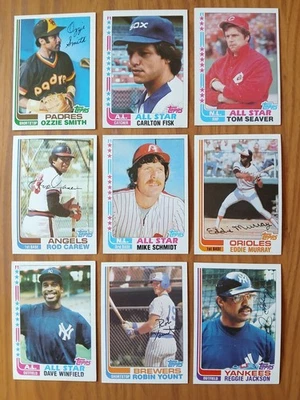 Lote 9 - 1982 Topps HOF - REGGIE JACKSON SEAVER CAREW SCHMIDT WINFIELD YOUNT FISK Foto 1 de 4
