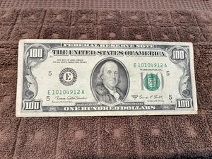 *1969 C $100 ONE HUNDRED DOLLAR  FEDERAL RESERVE NOTE RICHMOND FRB SHULTZ - Picture 1 of 2
