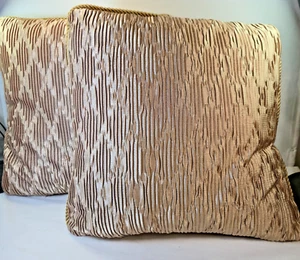 CROSCILL Decorative Pillow Gold Tight Gathered Rope Trim Geometric Pattern-2 - Picture 1 of 11