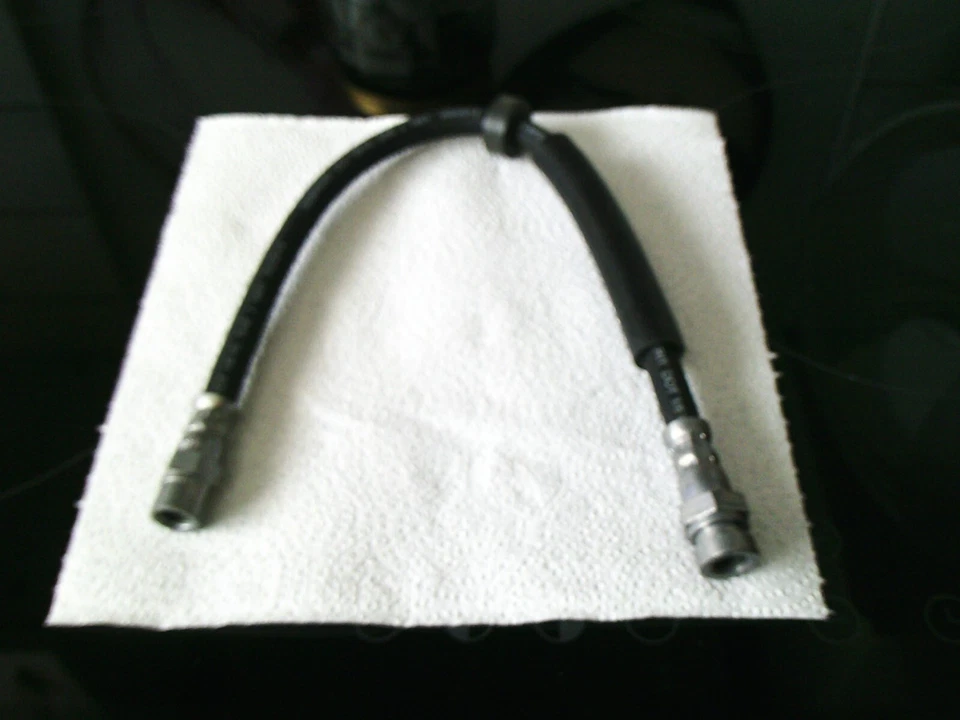 Manguera de freno trasera Ford Galaxy/Seat Alhambra/Vw Sharan Foto 1 de 1