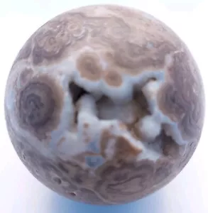 Pietra di bufera di agata di lisite 2,48 pollici Sfera Wyoming estremamente RARA 63mm 296g - Foto 1 di 18