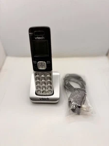 AT&T CL83207 Słuchawka 6.0 Telefon bezprzewodowy z inteligentnym blokowaniem połączeń - Zdjęcie 1 z 4