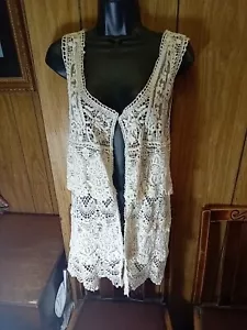 STUNNING FLATTERING STRETCHY LACE RIVER ISLAND TOP SIZE 12 NEW WITH TAGS - Picture 1 of 6