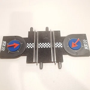 SCX Compact 1:43 Slot Car Terminal+ - Picture 1 of 3