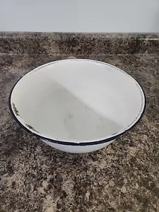 Vtg Enamelware Mixing Bowl Blue & White Rustic Primitive Farmhouse Decor - Picture 1 of 12