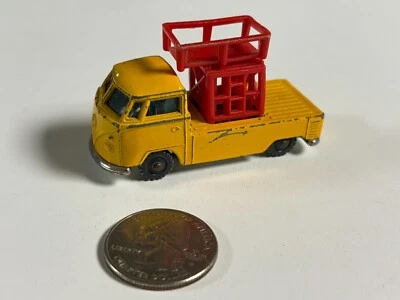 哈士奇黄色大众脚手架拾音器 — 第 1/4 张图片