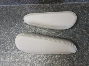03 - 06 Cadillac Escalade Front Seat Arm Rest Pair Shale Leather Used OEM - Picture 1 of 4