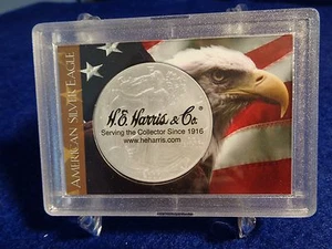 Funda American Silver Eagle Frosty 2x3 con Águila y Bandera de EE. UU., H.E. Harris - Imagen 1 de 2