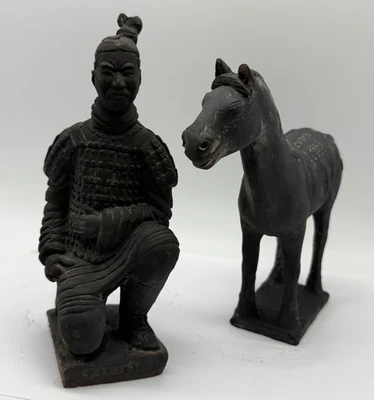 Set of 2-Chinese Qin Shi Huang Terracotta Clay Warrior/Soldier/Horse Figures 7"T - Image 1 of 4