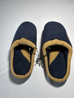 Totes Isotoner Women’s Slippers Size X-Large 9 1/2-10 1/2 - Image 1 of 2