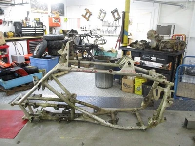 04 Polaris Predator 500 Frame Chassis *BOS* 1014538-385 2004 - Image 1 of 4