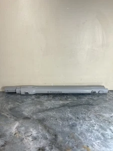 ELECTROLUX EL7061 Bidone Ultrasilenziatore Pulizia Profonda VAC Telescopio Estensione Bacchetta - Foto 1 di 9
