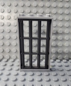LEGO Gris Azulado Claro 1x4x6 Marco con Ventana de Cárcel Barrada Gris Perla - Imagen 1 de 1