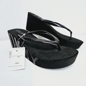 Sandalia chanclas DKNY triple negra para mujer talla UK 5,5 EUR 38,5 plataforma cuña - Imagen 1 de 22