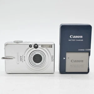 Canon IXY DIGITAL 40 Silver 3.2 MP Digital Camera English JAPAN [Exc+5] - Picture 1 of 12