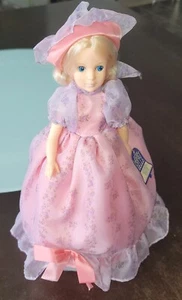 Vintage 1960's EEGEE Goldberger Honey Belle 11" Doll - Picture 1 of 5