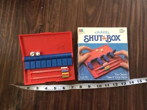 Shut The Box MB Giochi Travelpax Gioco da viaggio per famiglie 1983 vintage con scatola 8+ - Foto 1 di 4