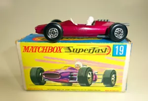 Matchbox Superfast n.19A Lotus Racing Car lilla scuro metallizzato in scatola "H" - Foto 1 di 11