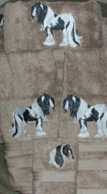 GYPSY VANNER HORSE PONY WESTERN Bathroom TOWEL SET EMBROIDERED - Image 1 of 3