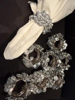 Juego de 8 | Soportes de anillos de servilleta redondos con cuentas de vidrio plateado espejado Foto 1 de 4