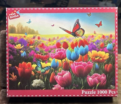 HUA DADA 1000 PIECE JIGSAW PUZZLE – FLOWERS AND BUTTERFLIES - Image 1 of 4