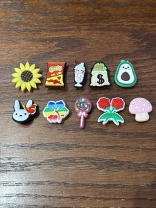 Lot Of 10 Shoe Charms For Crocs Shoe Charms Pre Owned - Picture 1 of 1