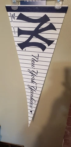 NEW YORK YANKEES PINSTRIPE VINTAGE FELT PENNANT 2/23/23 Cover