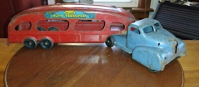 Semirremolque y remolque vintage de transporte automático de lujo de acero prensado Marx Toys para restaurar Foto 1 de 4