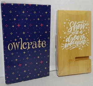 Supporto telefono bambù Owlcrate stella toccata regina libro ispirato Mostrami un sogno - Foto 1 di 6