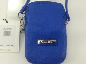 Women's CALVIN KLEIN Blue LEATHER CarryAll Wallet - $68 MSRP - Picture 1 of 4