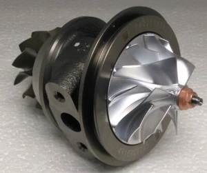 Conjunto de núcleo turbo Cummins 4043587 HE221W - Imagen 1 de 7