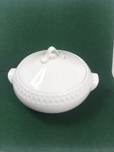 Iroquois intaglio Original China Ben Seibel Serving Dish Casserole Bowl - Picture 1 of 5