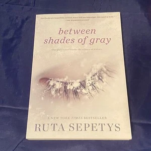 Between Shades of Gray by Ruta Sepetys Paperback New Young Adult Holocaust - Imagen 1 de 3