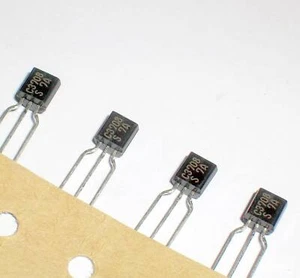 10pcs 2SC3708-S C3708-S C3708 Transistor TO-92 SANYO - Zdjęcie 1 z 1