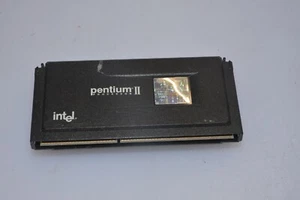 Intel Pentium II Processor SL28L Klamath Slot 1 266MHz CPU 66Mhz Bus - Picture 1 of 5