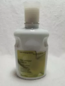 Loción corporal Bath & Body Works Pleasures pepino melón, 8 fl oz, TOTALMENTE NUEVA - Imagen 1 de 2