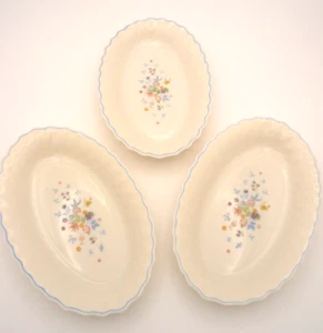 Juego de 3 platos para servir platos pequeños ovalados de sabor pequeño Arcopal France Victoria de 8-3/8 - Imagen 1 de 5