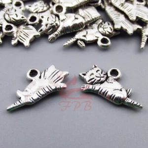 Cat Charms - 10/20/50 Animal Antiqued Silver Plated 20mm Pendants SC3910 - Picture 1 of 2