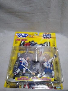 Alineación inicial dobles clásicos NHL Wayne Gretzky & Mark Messier 1998 Kenner NUEVO - Imagen 1 de 3