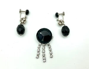 RARO Juego de Joyería de Colección - Pendientes y Broche Traseros a Tornillos Negros - Alemania Occidental - Imagen 1 de 5