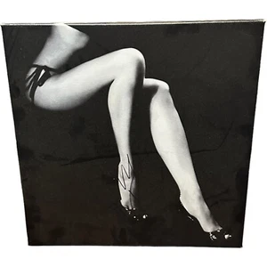 Selten Jessa Rhodes signiert authentisch Autogramm Beine Foto Leinwand schwarz weiß 15,5" - Bild 1 von 24