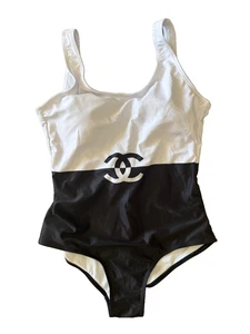 TRAJE DE BAÑO CHANEL DE UNA PIEZA PARA MUJER TALLA L - Imagen 1 de 2