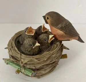 VTG Marjolein Bastin Hallmark 1990’s Robin Feeding Babies Pencil Nest Music Box - Picture 1 of 9