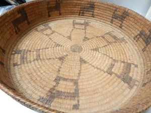 GIANT MONUMENTAL 15" d SHOWSTOPPER c1890s ANTIQUE PIMA INDIAN PICTORIAL BASKET - Picture 1 of 7