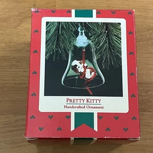 Hallmark "Pretty Kitty" Handcrafted Glass Holiday Ornament 1987 - - - Picture 1 of 2