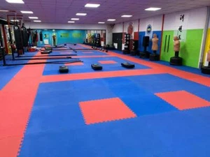40 mm STICHSÄGEMATTEN Kampfsport 1 m² rot/blau Karate TKD Yoga Judo BJJ - Bild 1 von 8