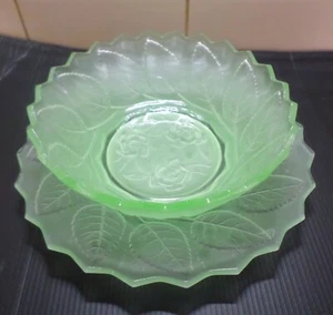 GREEN DEPRESSION GLASS PLATE & BOWL~EMBOSSED ROSES & LEAF PATTERN~SCALLOPED EDGE - Picture 1 of 4